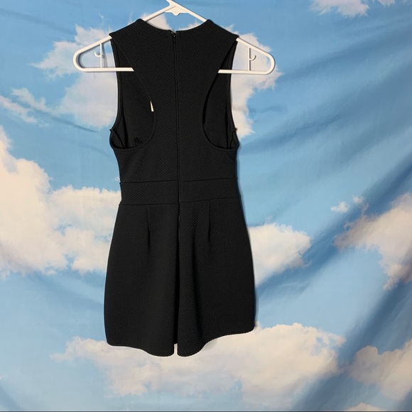 Boohoo- Black Romper size 4 - Picture 6 of 11